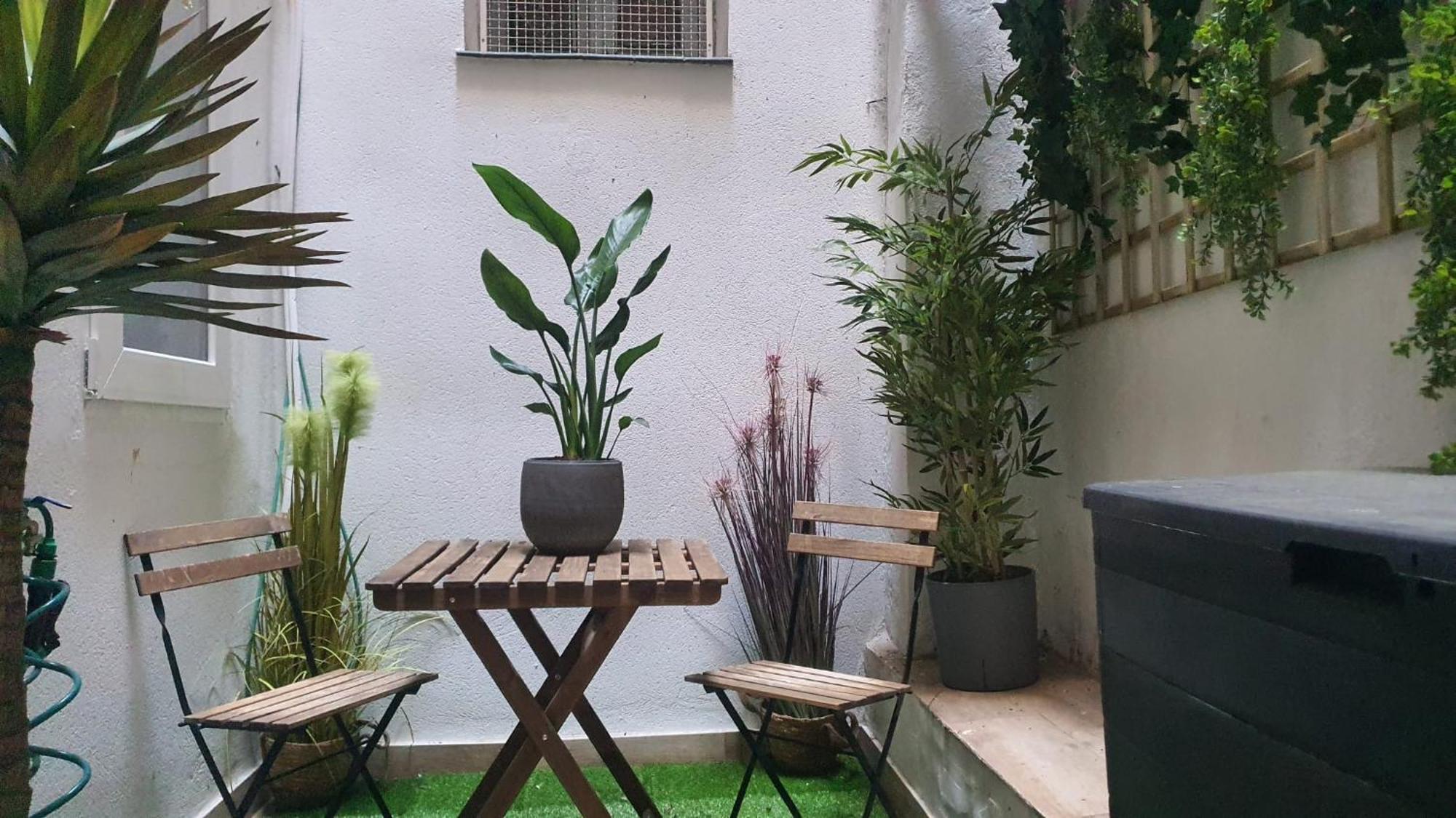 Rentadore Atocha Suites มาดริด ภายนอก รูปภาพ